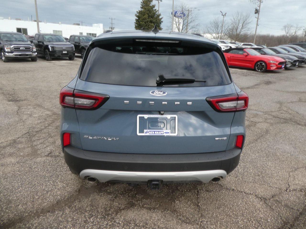 2023 Ford Escape PLATINUM PLATINUM Photo