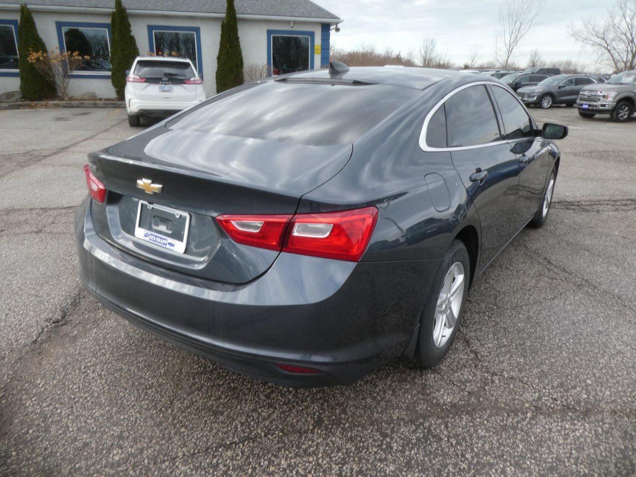 2019 Chevrolet Malibu LS Photo