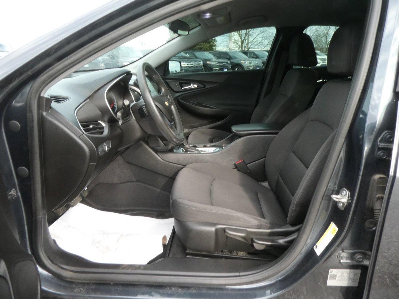 2019 Chevrolet Malibu LS Photo