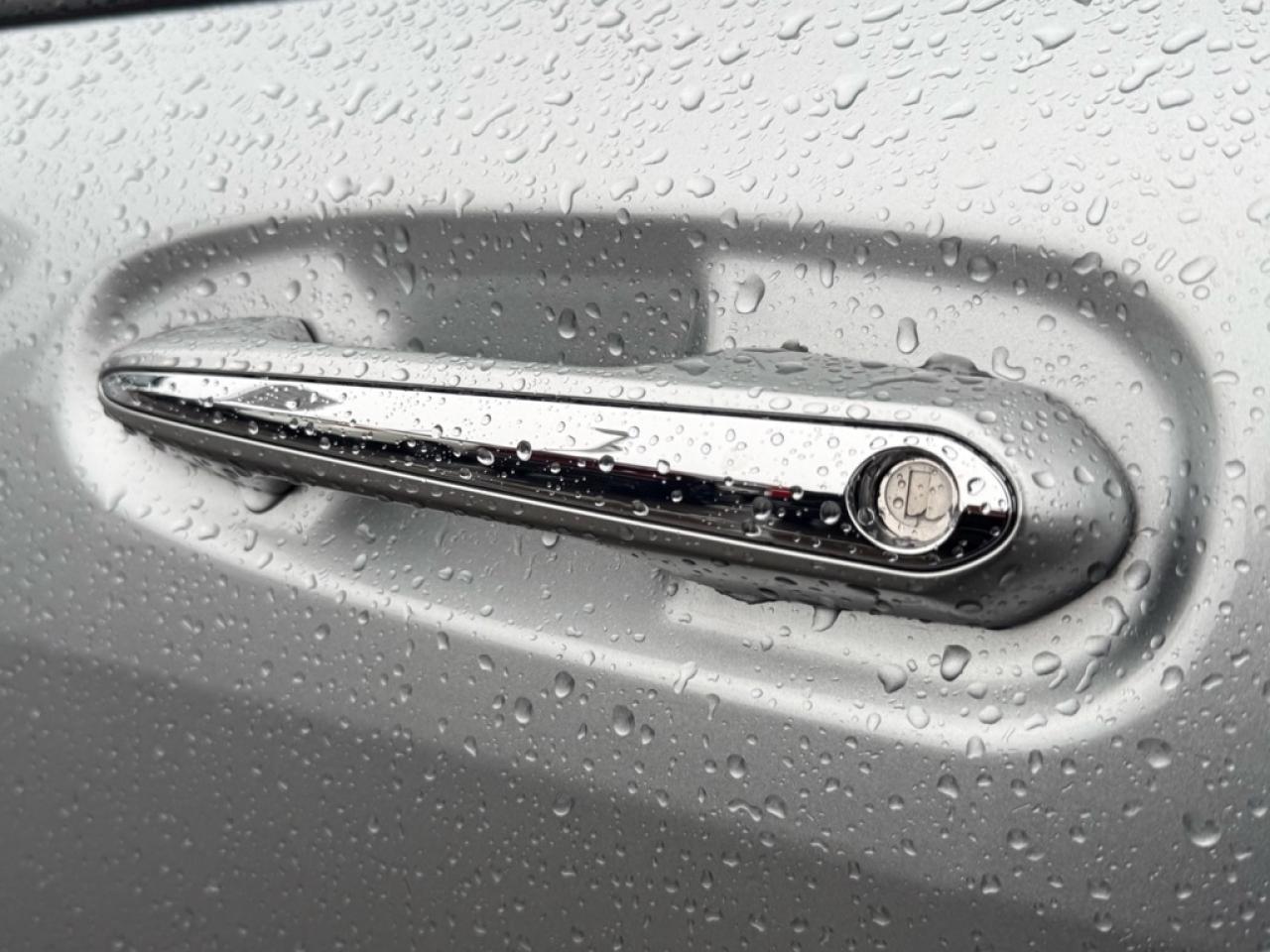 2025 Toyota Sienna XLE 8-Passenger  - Sunroof - $165.55 /Wk Photo