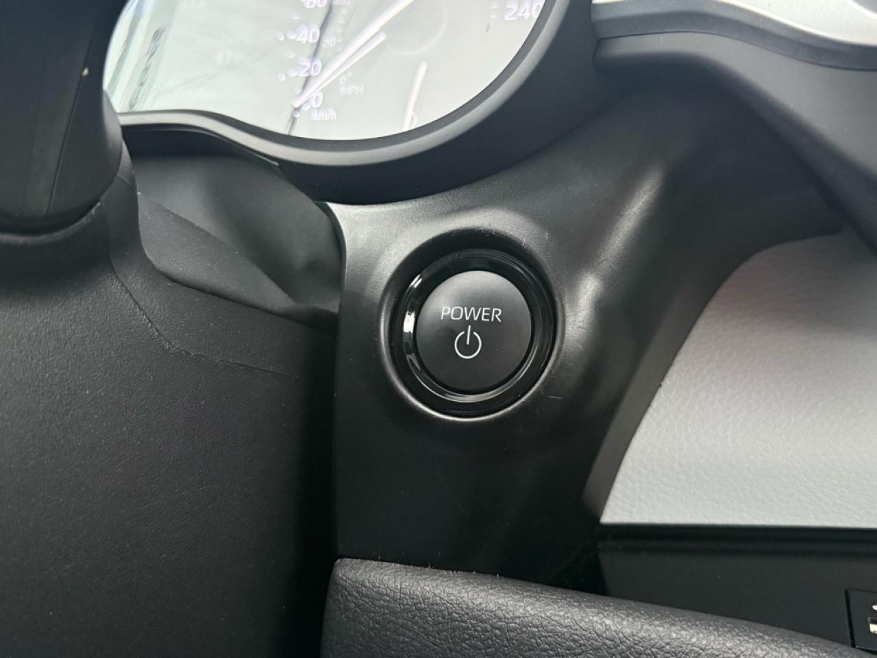 2025 Toyota Sienna XLE 8-Passenger  - Sunroof - $165.55 /Wk Photo