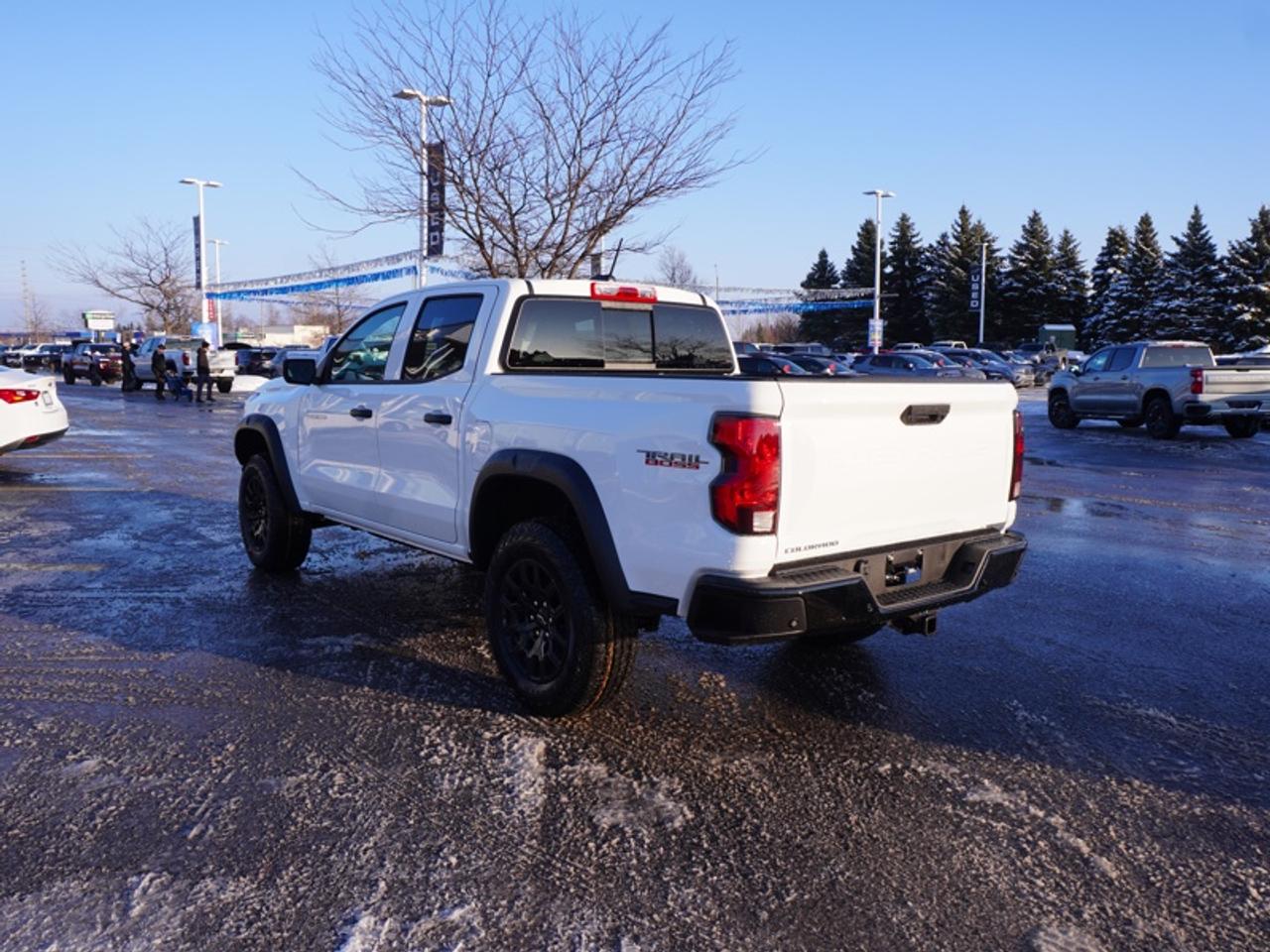 2026 Chevrolet Colorado Trail Boss Photo2