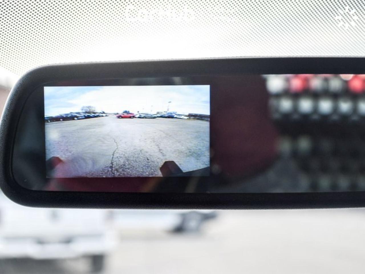 2024 Chevrolet Express Cargo Van RWD 2500 135" Backup Camera Air condition Photo