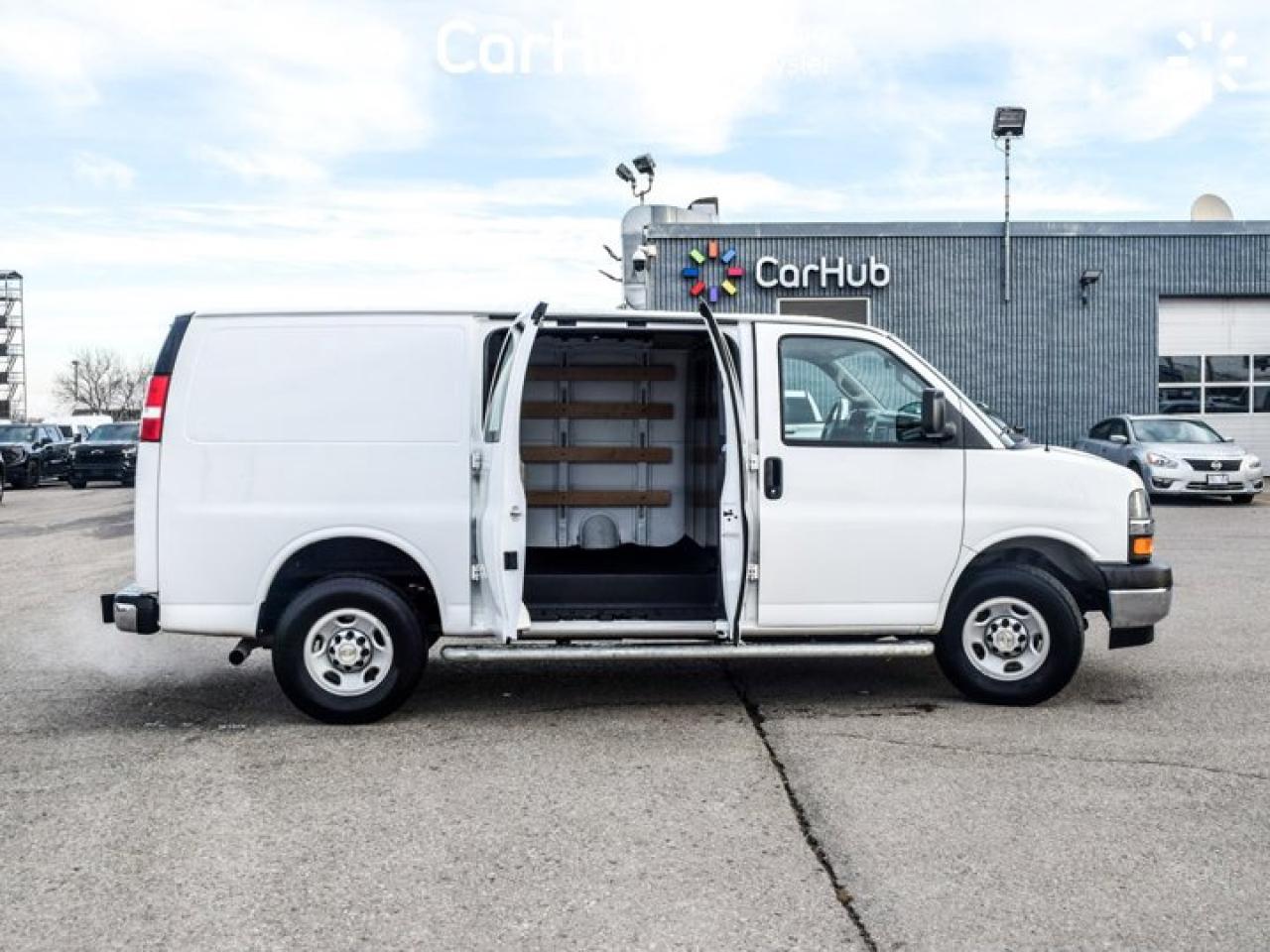 2024 Chevrolet Express Cargo Van RWD 2500 135" Backup Camera Air condition Photo