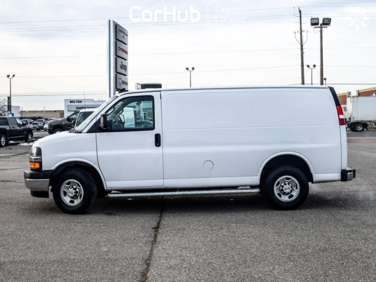 2024 Chevrolet Express Cargo Van RWD 2500 135" Backup Camera Air condition Photo