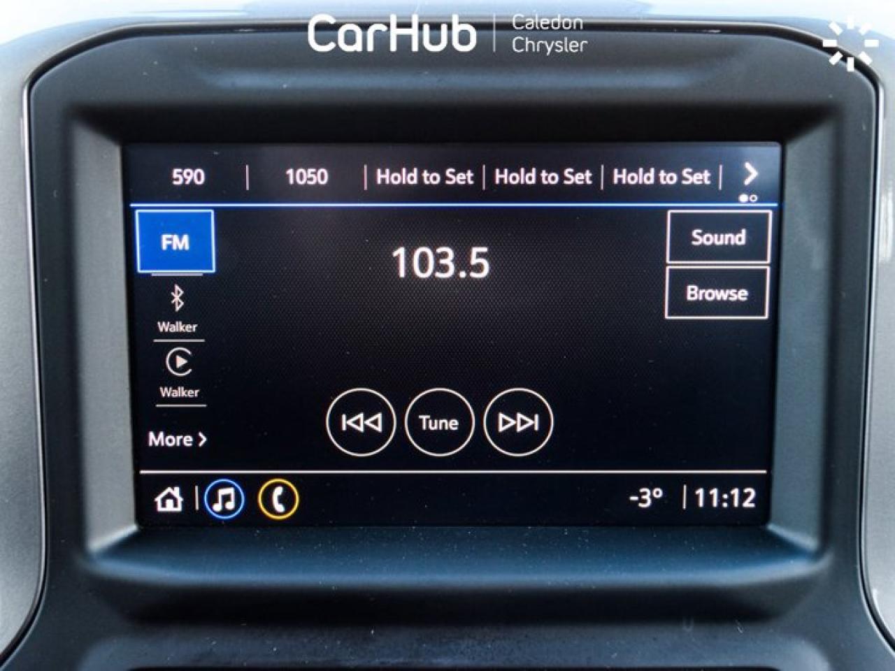 2022 GMC Sierra 1500 Pro 4WD Crew Cab 147'' 6 Passenger Backup Camera Bluetooth Photo