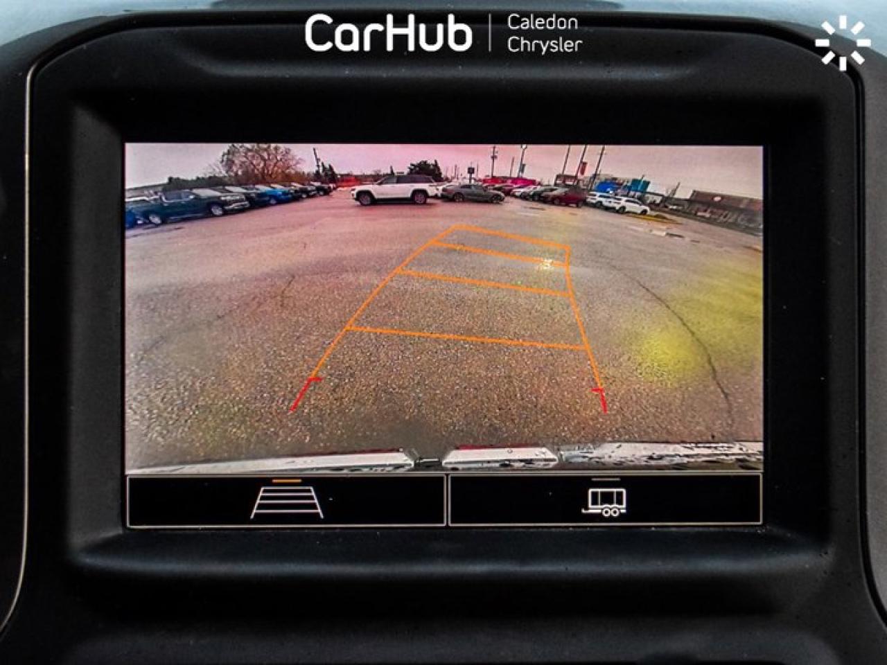 2022 GMC Sierra 1500 Pro 4WD Crew Cab 147'' 6 Passenger Backup Camera Bluetooth Photo