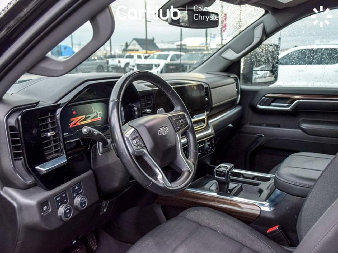 2023 Chevrolet Silverado 1500 RST4WD Crew Cab 157" 6.2L MultiPro Tailgate  5 passengers with captain chair Photo