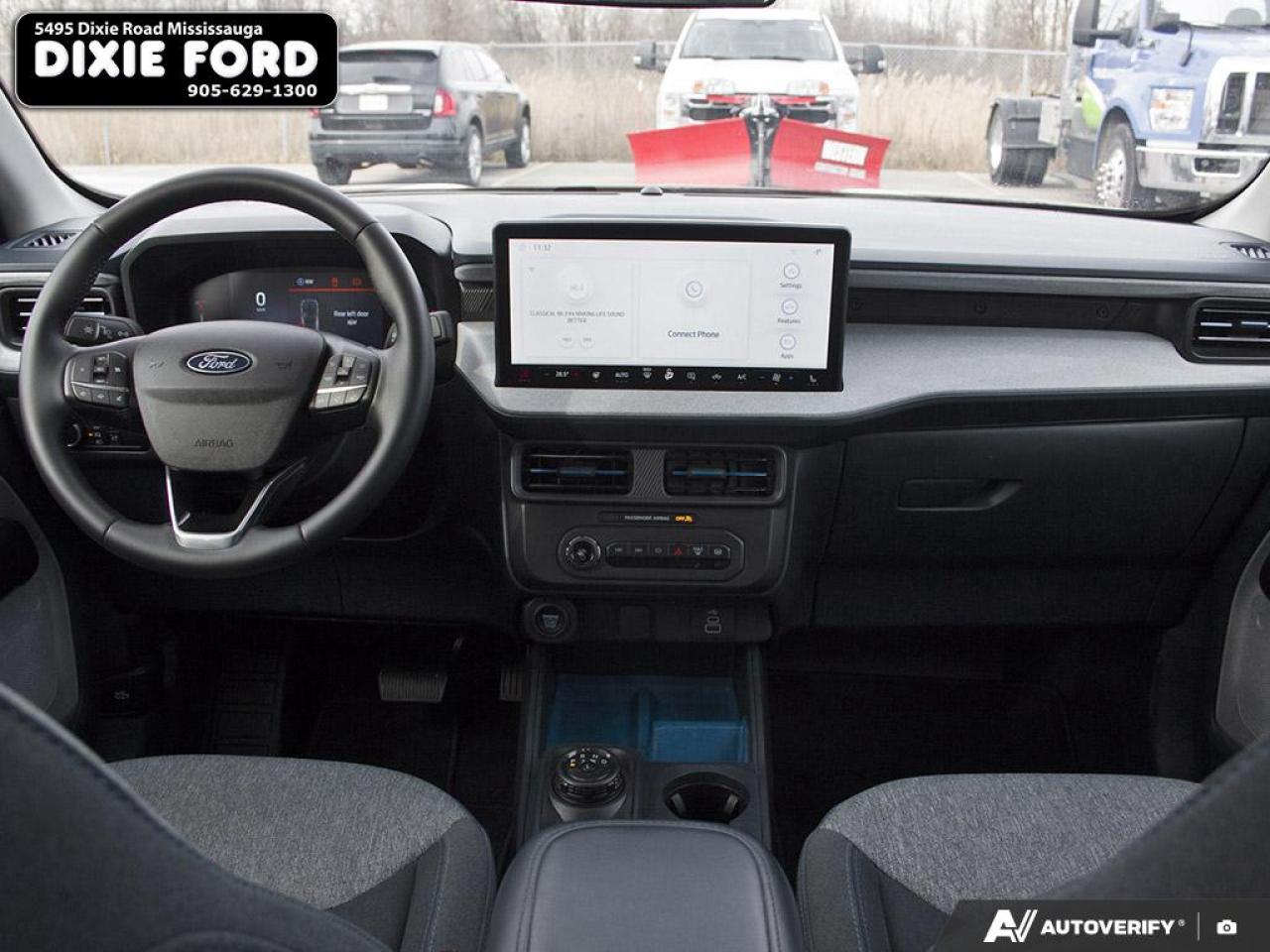 2025 Ford Maverick XLT Photo