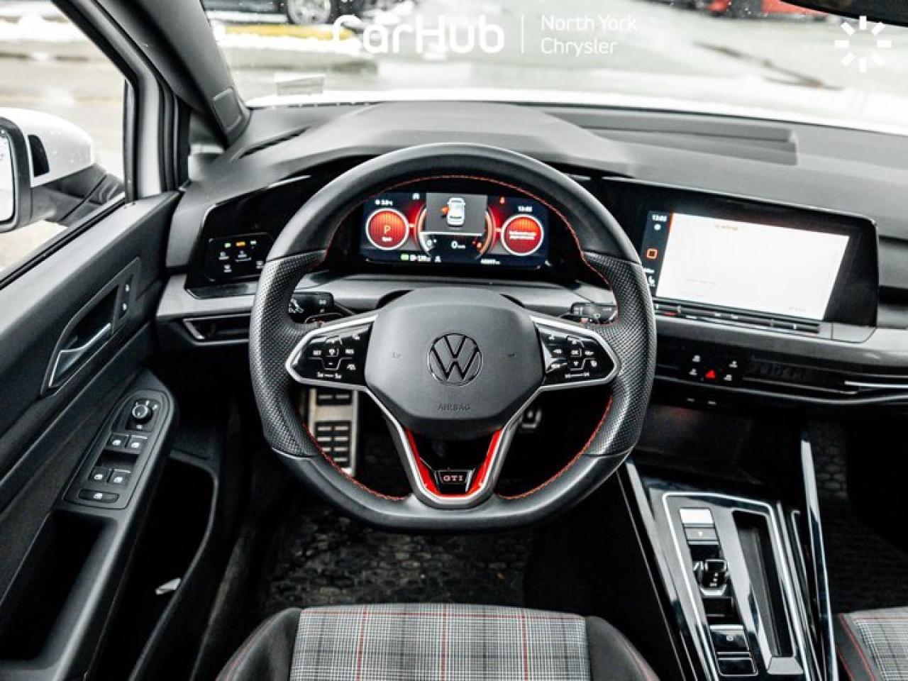 2023 Volkswagen Golf GTI Autobahn DSG Lane Assist Side Assist Navi ACC Front Assist Photo