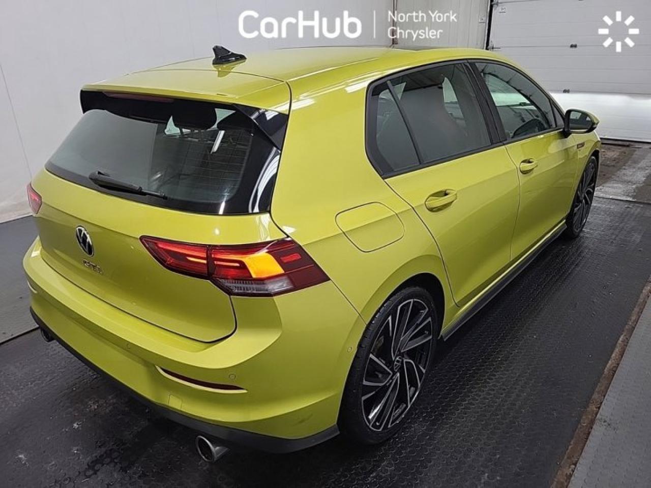 2022 Volkswagen Golf GTI Performance Photo2