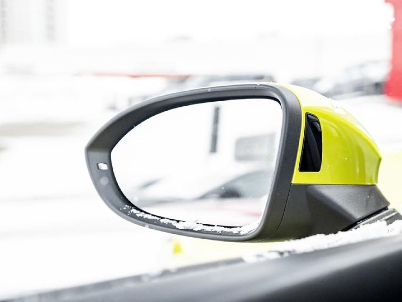 2022 Volkswagen Golf GTI Performance DSG Sunroof Heated Seats Bluetooth Connectivity Photo