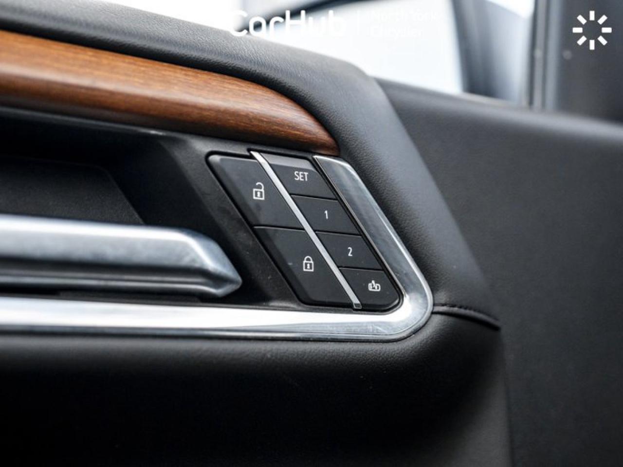 2023 GMC Sierra 1500 Denali 157'' 6.2L V8 Sunroof MultiPro Tailgate Leather Captain Seats Photo