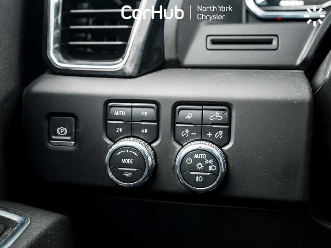 2023 GMC Sierra 1500 Denali 157'' 6.2L V8 Sunroof MultiPro Tailgate Leather Captain Seats Photo