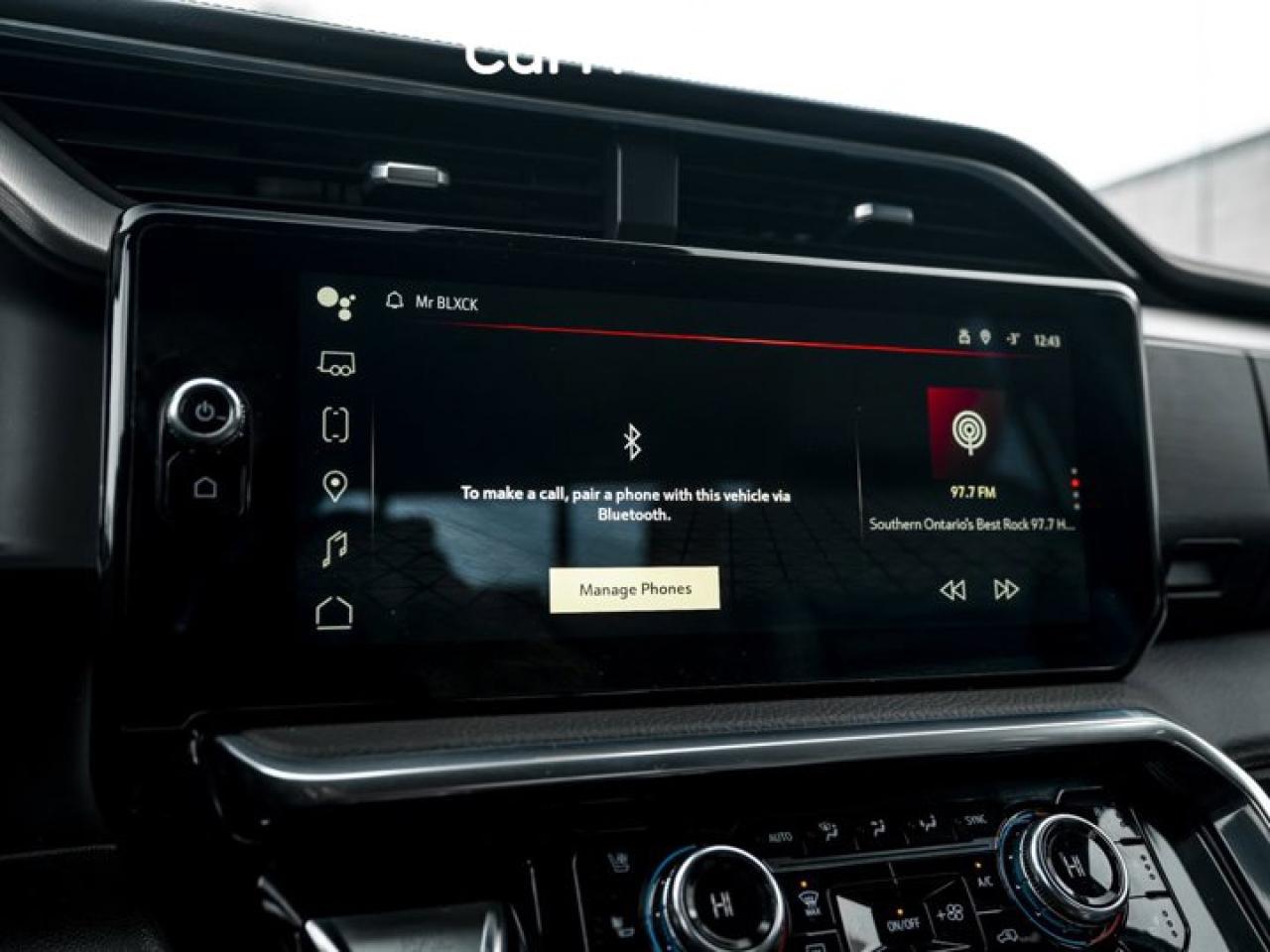 2023 GMC Sierra 1500 Denali 157'' 6.2L V8 Sunroof MultiPro Tailgate Leather Captain Seats Photo