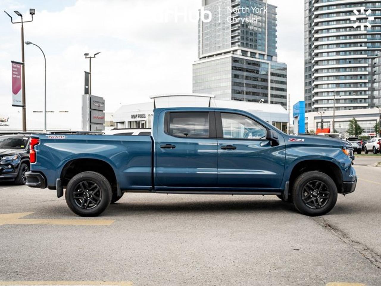 2024 Chevrolet Silverado 1500 Custom Trail Boss 157'' 6 Pass V8 Power Seats Side Steps Photo4