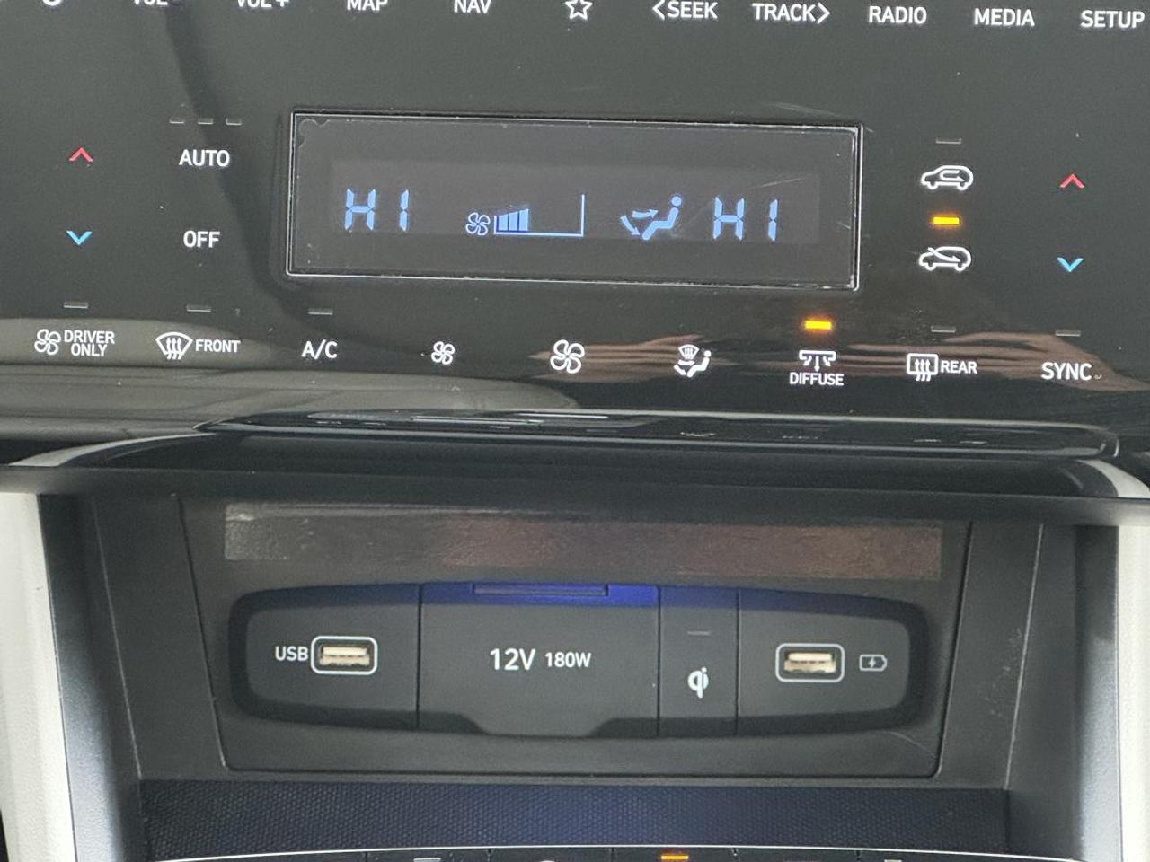 2022 Hyundai Tucson Hybrid Ultimate AWD Photo