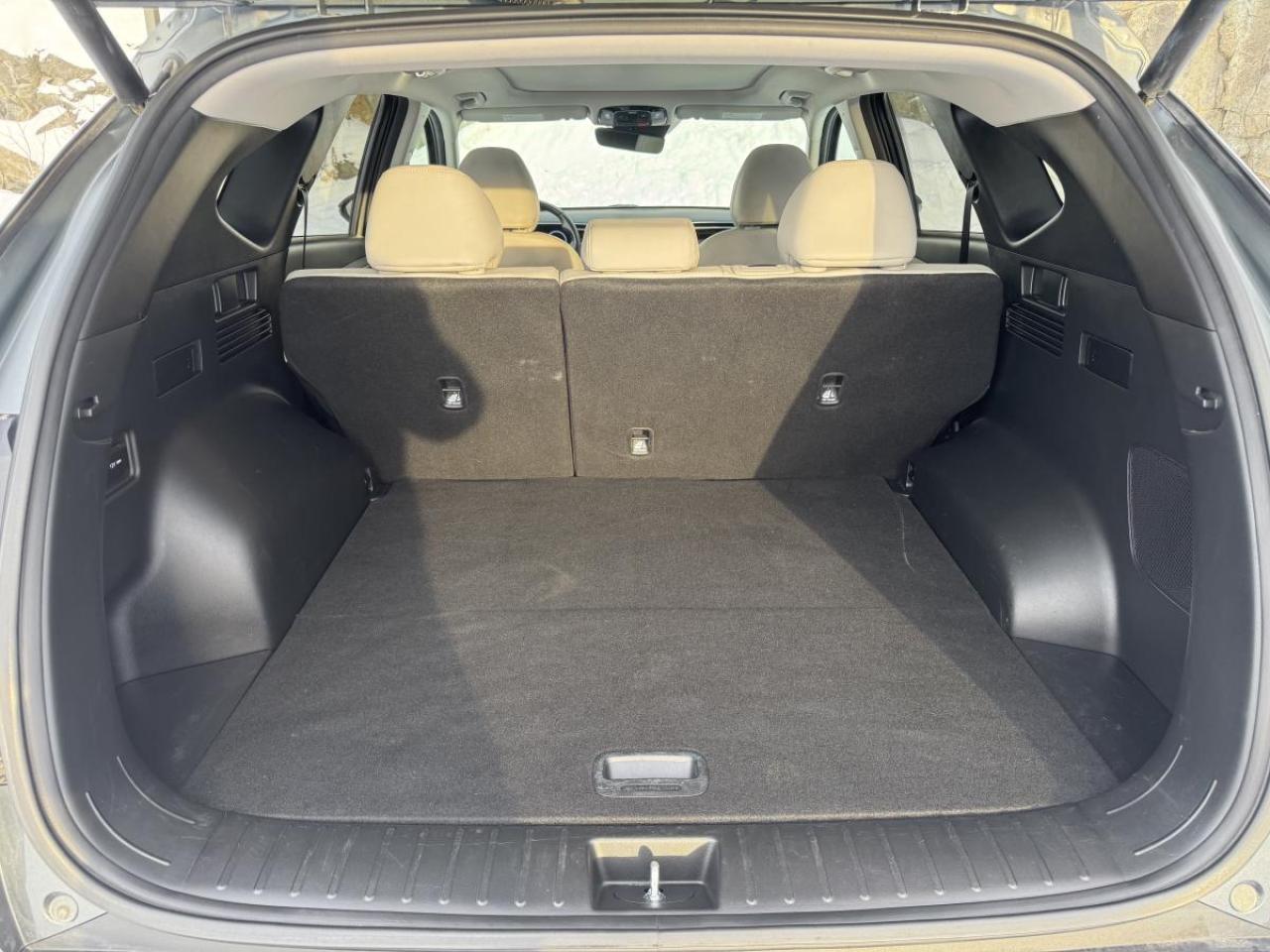 2022 Hyundai Tucson Hybrid Ultimate AWD Photo