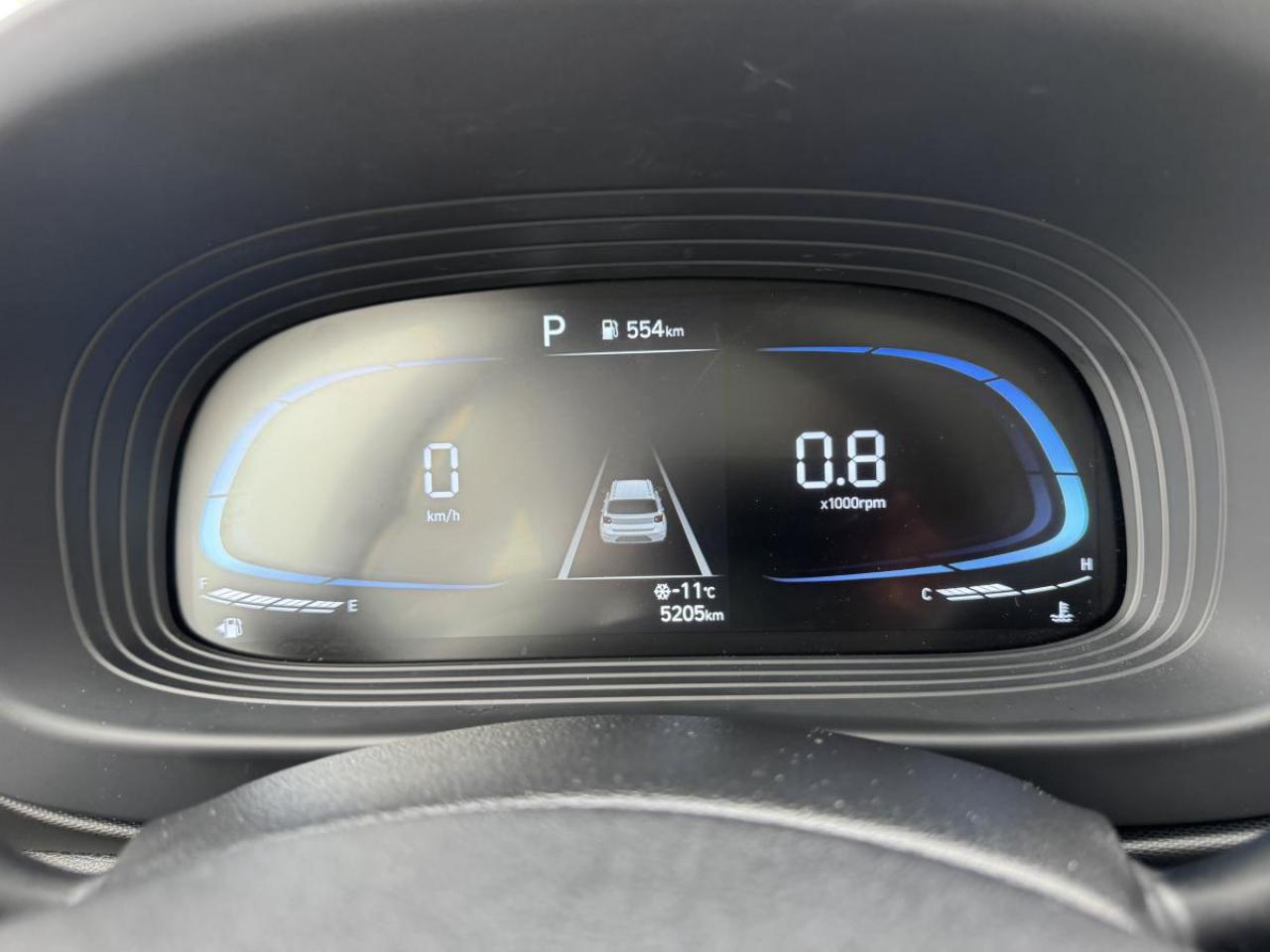 2025 Hyundai Venue Essential IVT w/Two-Tone Photo