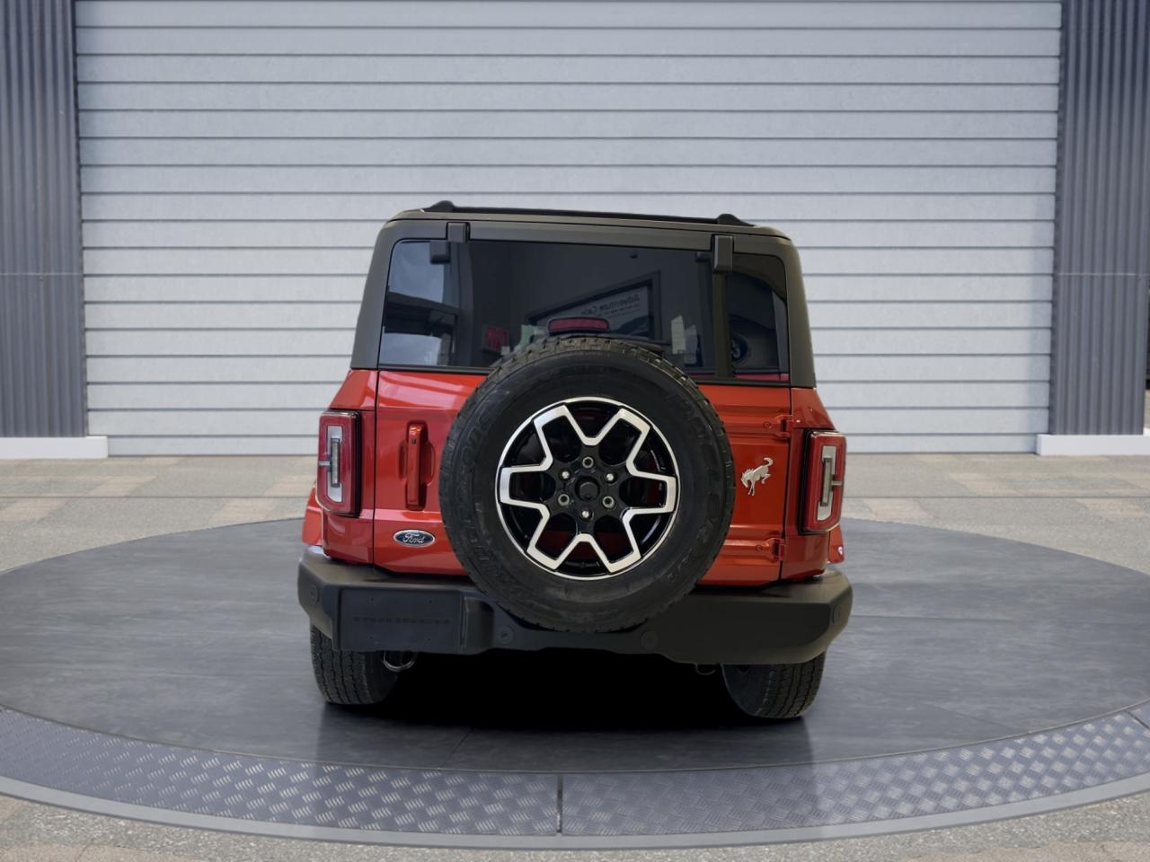 2023 Ford Bronco Outer Banks Photo