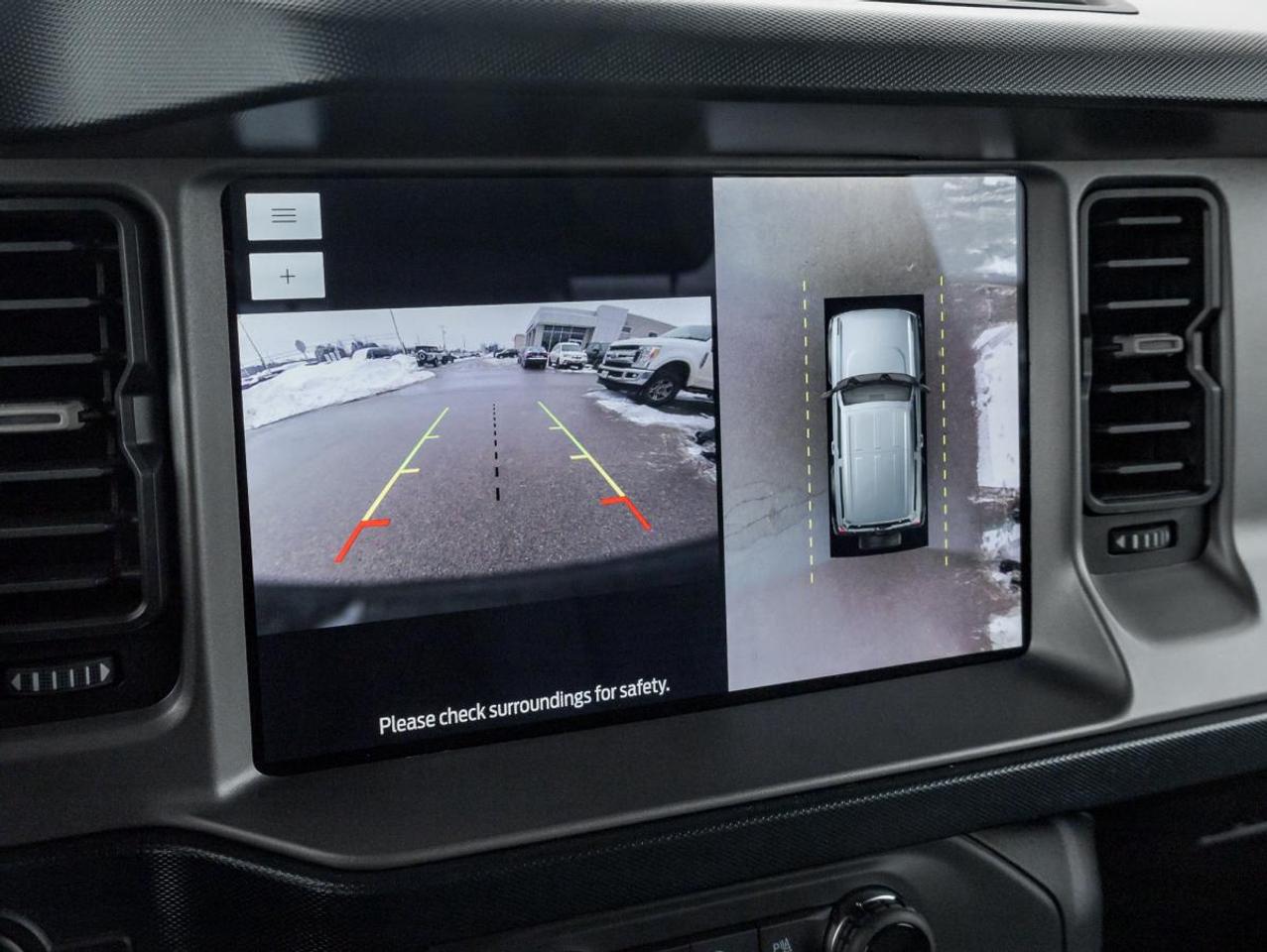 2023 Ford Bronco Outer Banks Photo