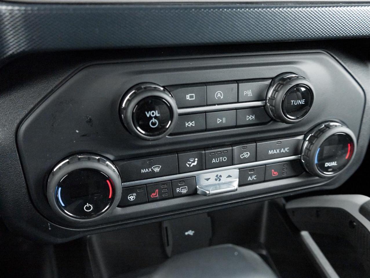 2023 Ford Bronco Outer Banks Photo