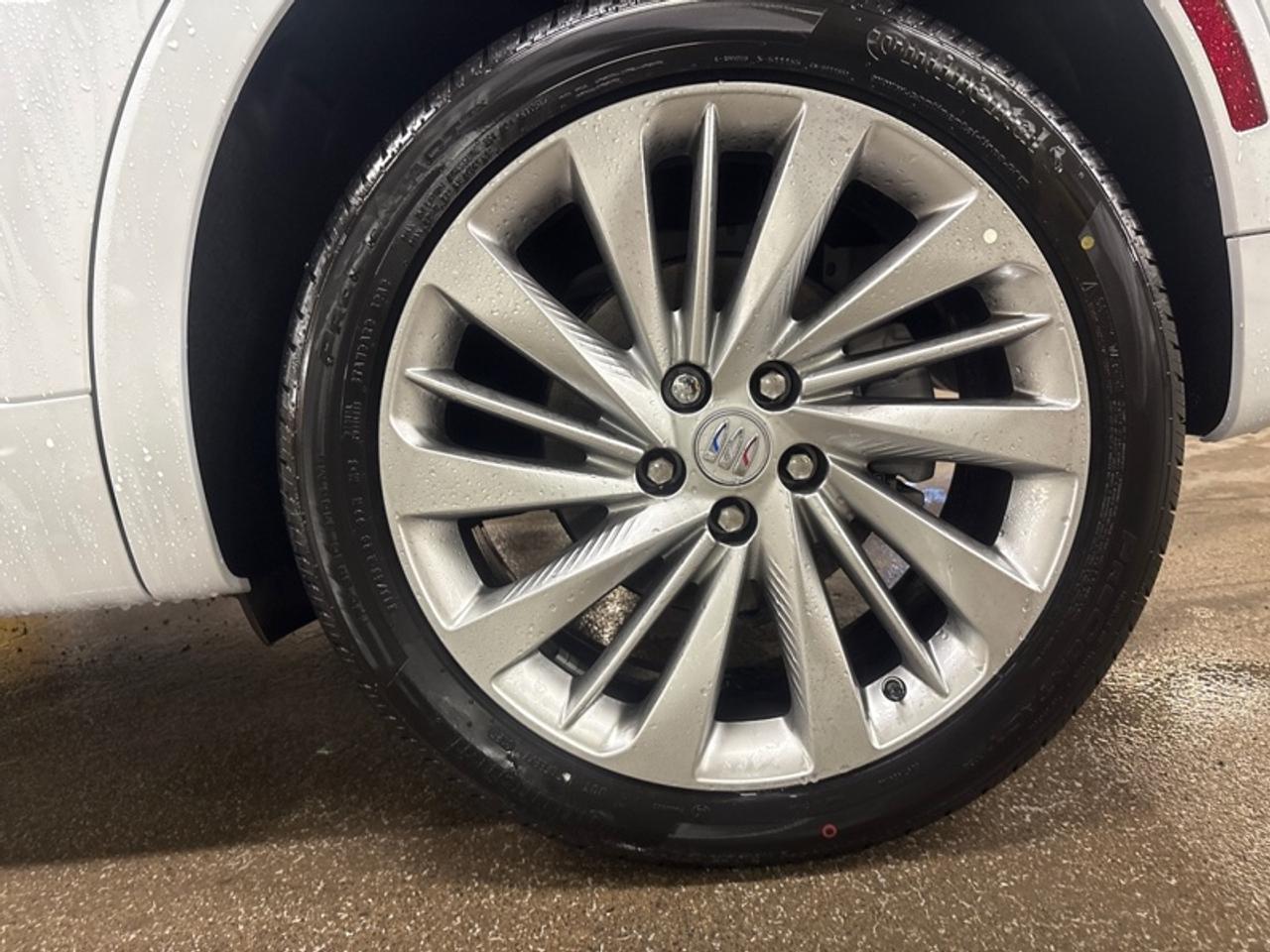 2026 Buick Envision Avenir  - Sunroof -  Cooled Seats Photo