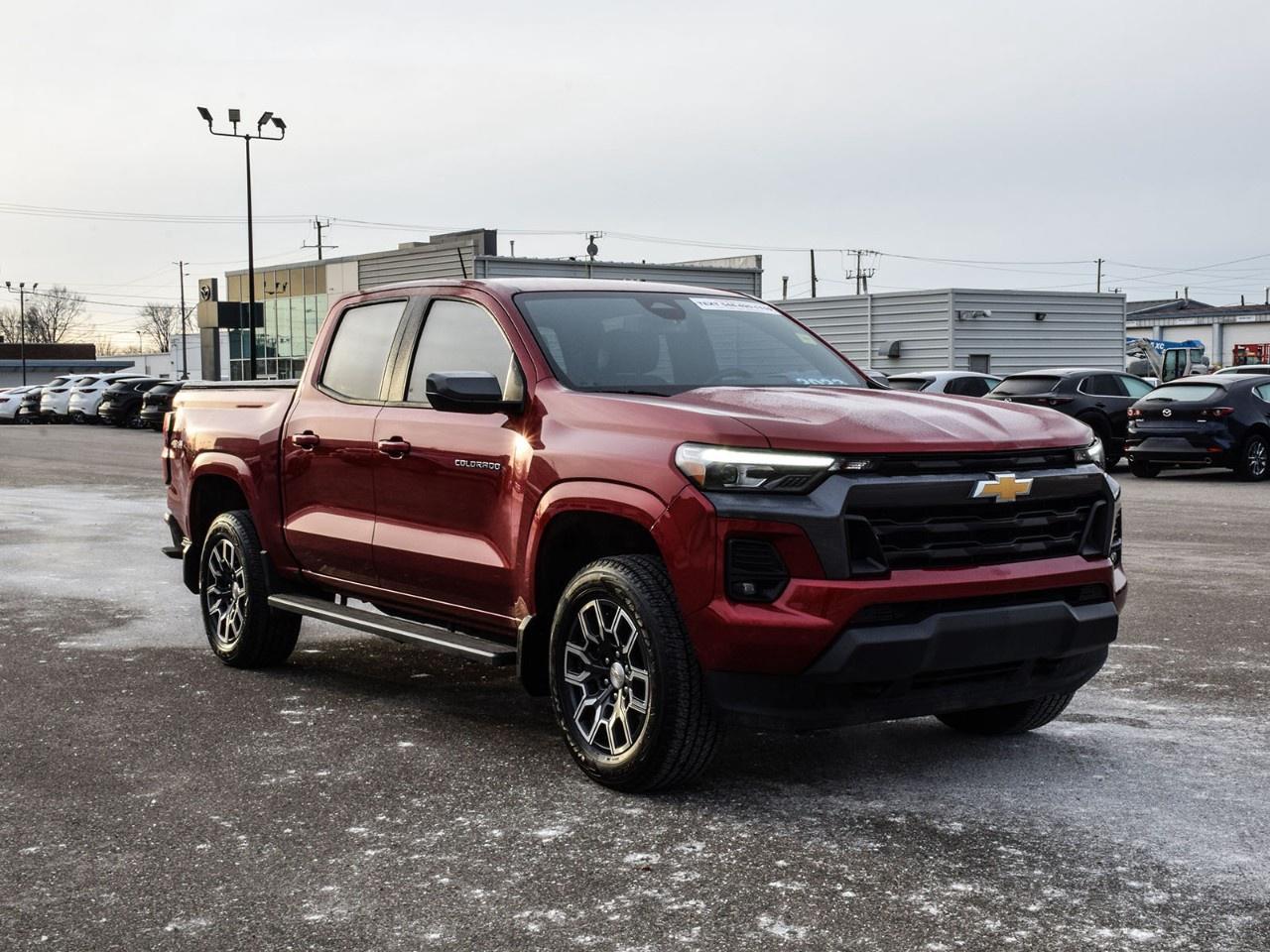 2023 Chevrolet Colorado Crew Cab Short Box 4-Wheel Drive LT Photo4