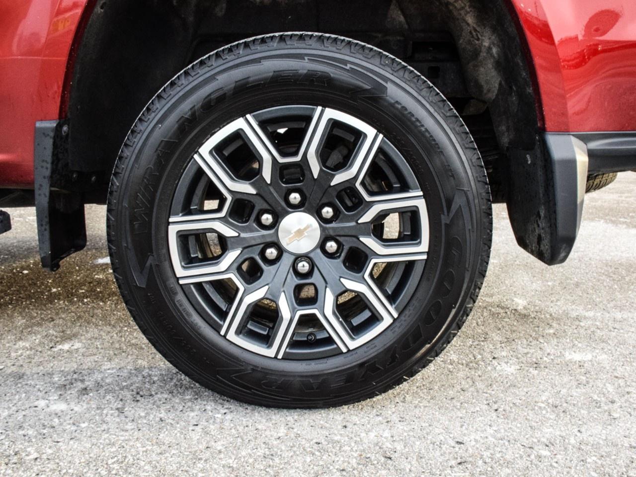 2023 Chevrolet Colorado Crew Cab Short Box 4-Wheel Drive LT Photo