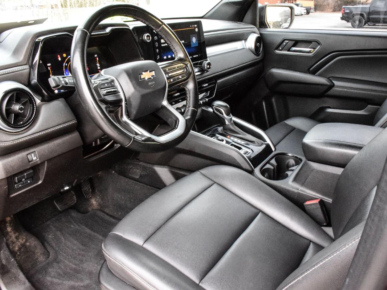 2023 Chevrolet Colorado Crew Cab Short Box 4-Wheel Drive LT Photo