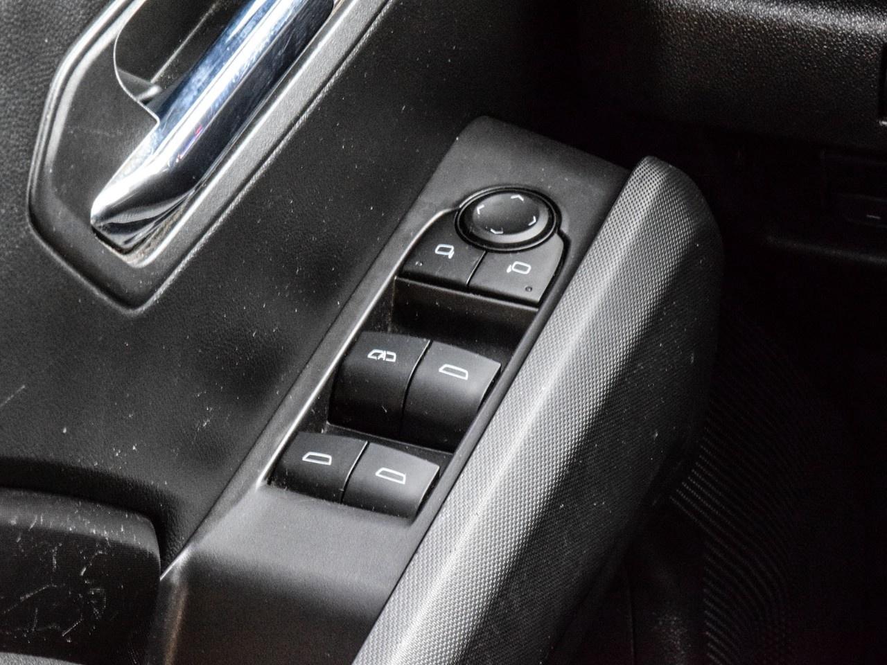 2023 Chevrolet Colorado Crew Cab Short Box 4-Wheel Drive LT Photo