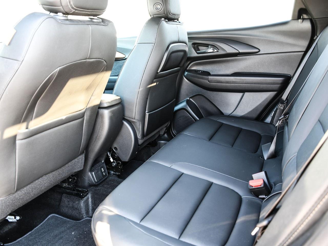 2023 Chevrolet TrailBlazer AWD 4dr ACTIV Photo