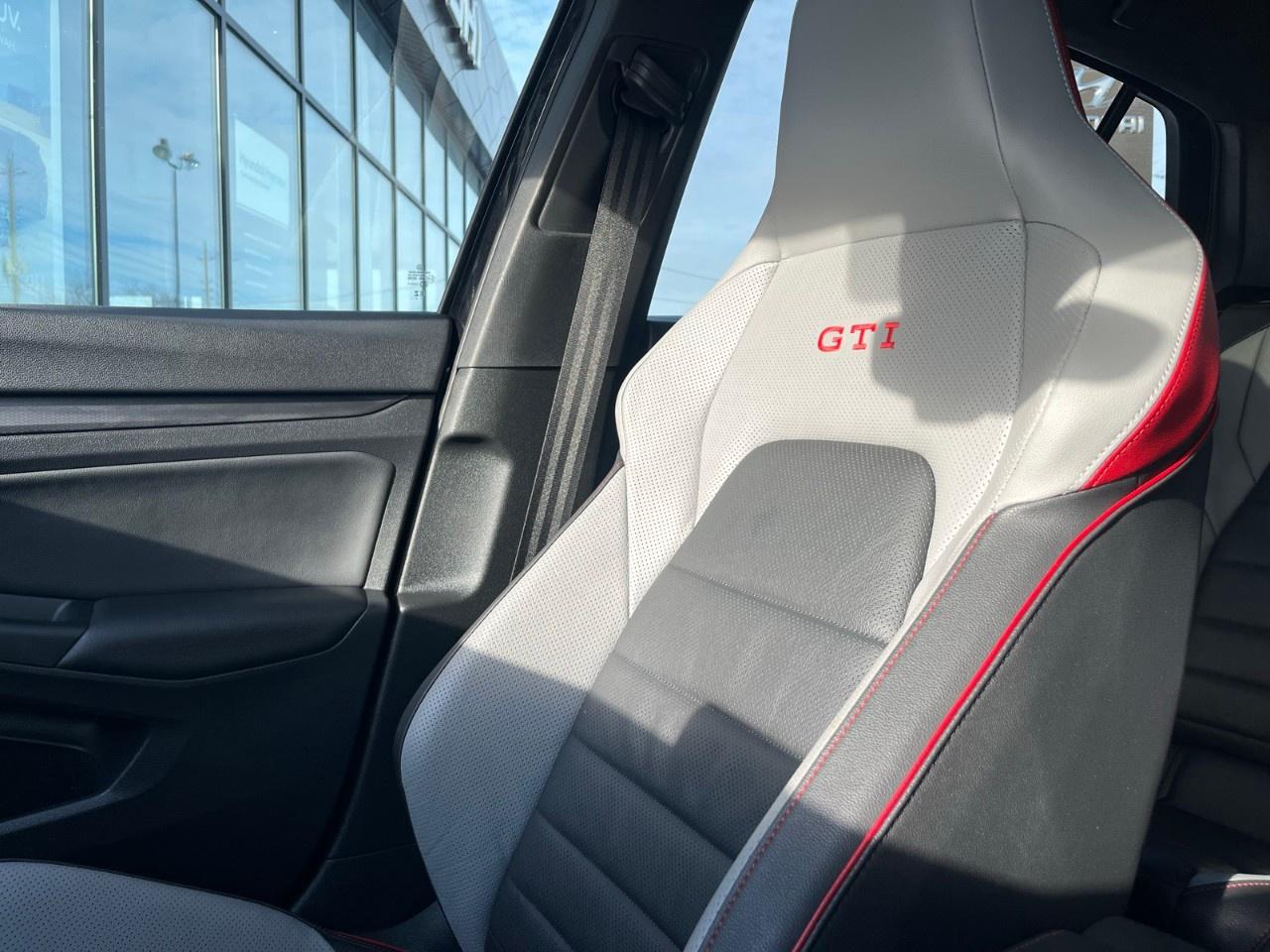 2024 Volkswagen Golf GTI 380 Performance Manual Photo