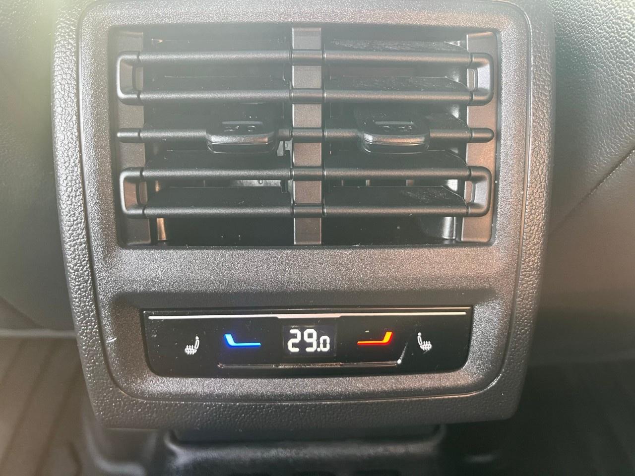 2024 Volkswagen Golf GTI 380 Performance Manual Photo