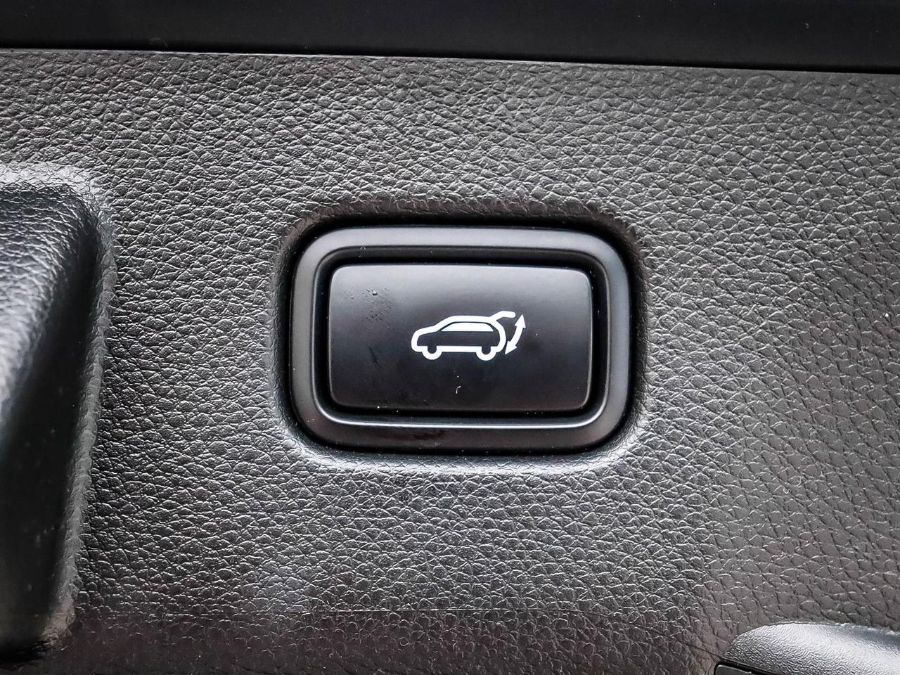 2025 Kia Seltos SX w/Black Interior Photo