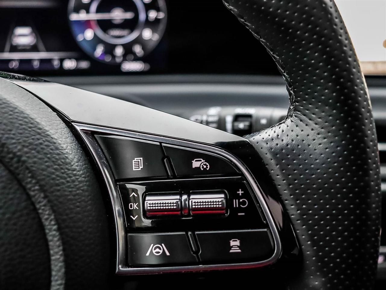 2025 Kia Seltos SX w/Black Interior Photo