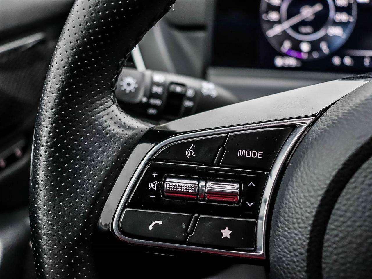 2025 Kia Seltos SX w/Black Interior Photo