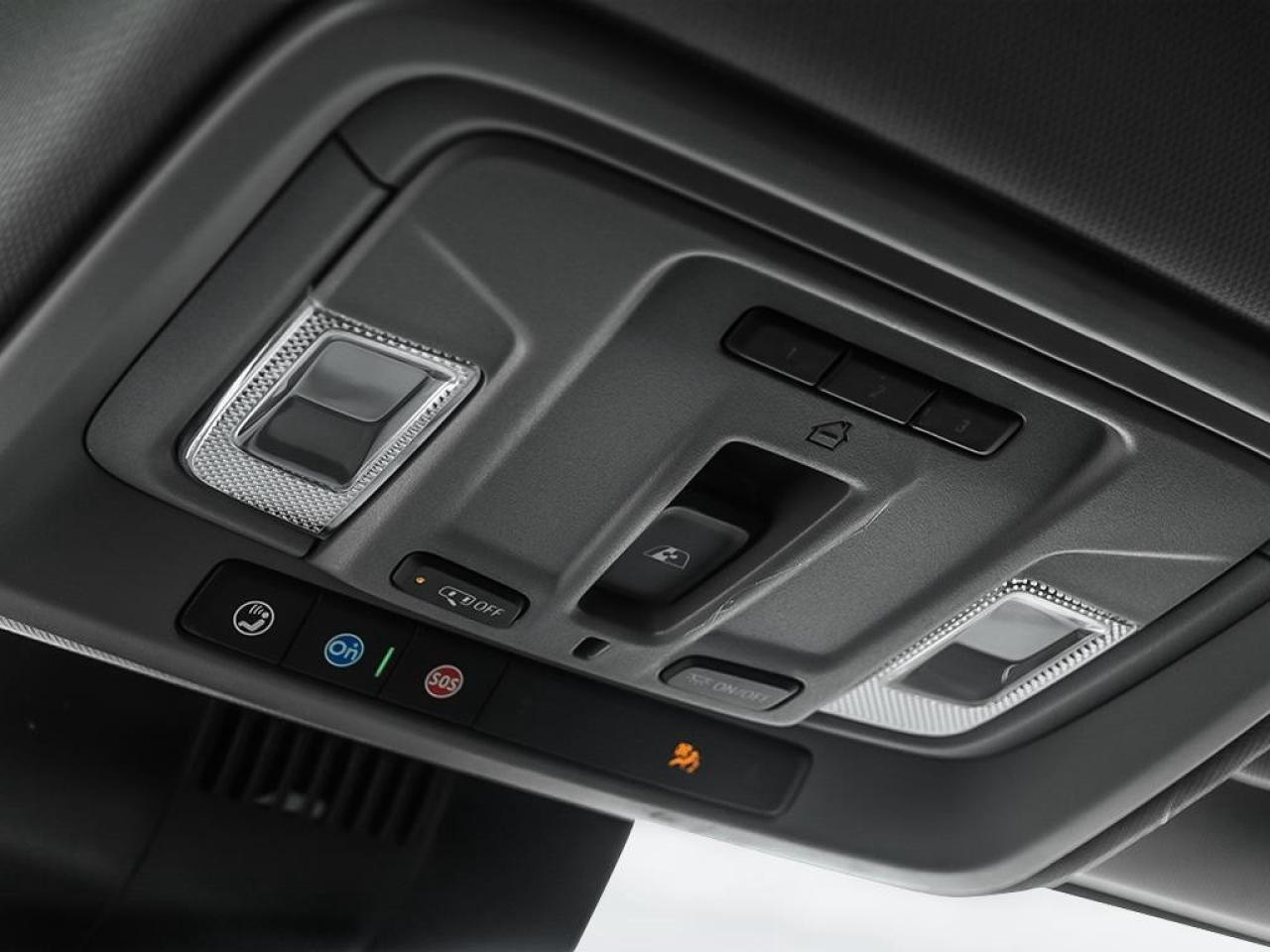 2025 GMC Sierra 2500 HD 4WD Crew Cab Standard Box SLT Photo