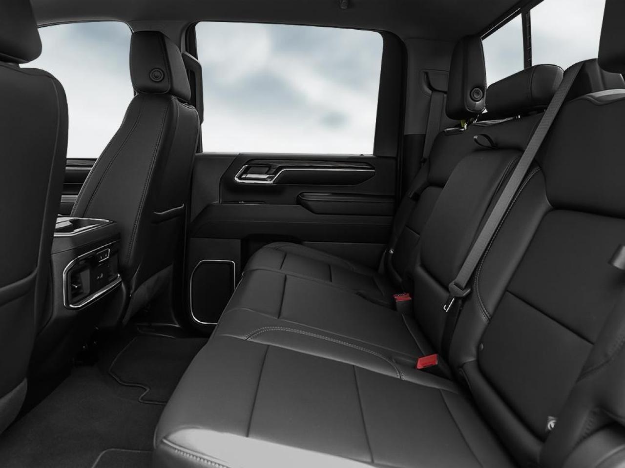 2025 GMC Sierra 2500 HD 4WD Crew Cab Standard Box SLT Photo