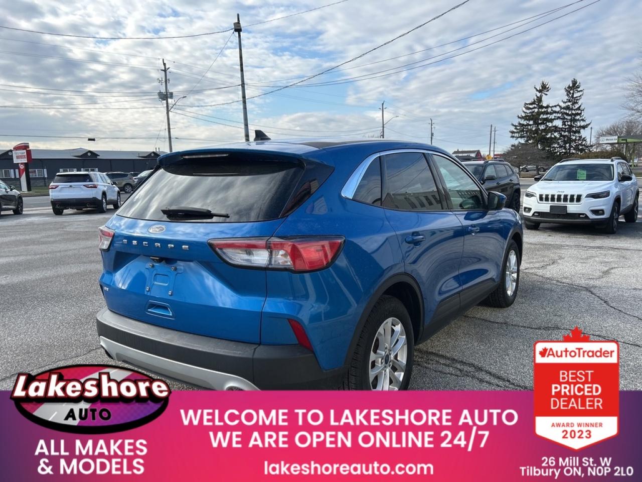 2021 Ford Escape SE Photo