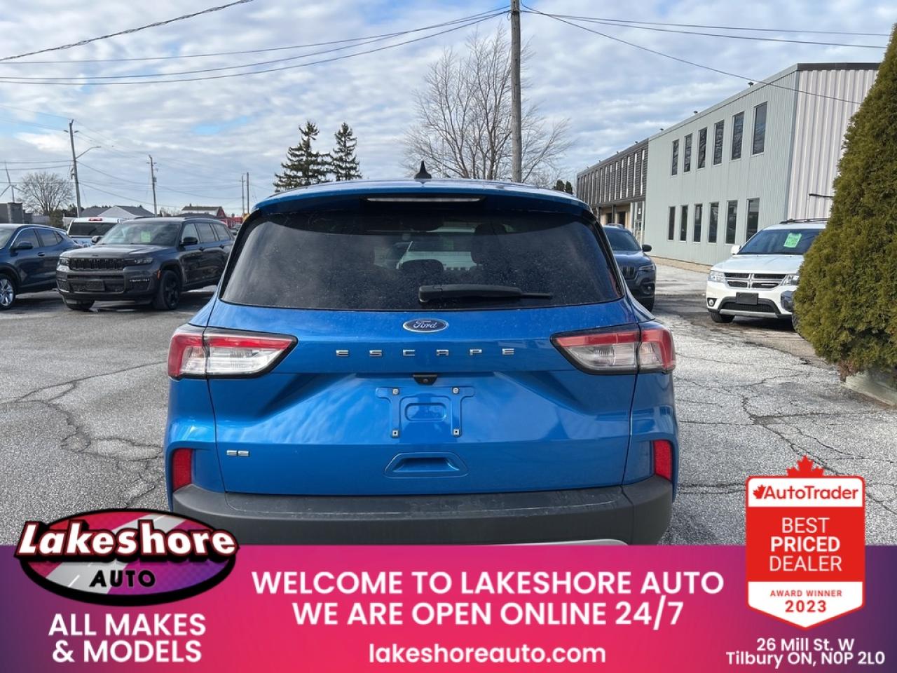 2021 Ford Escape SE Photo2