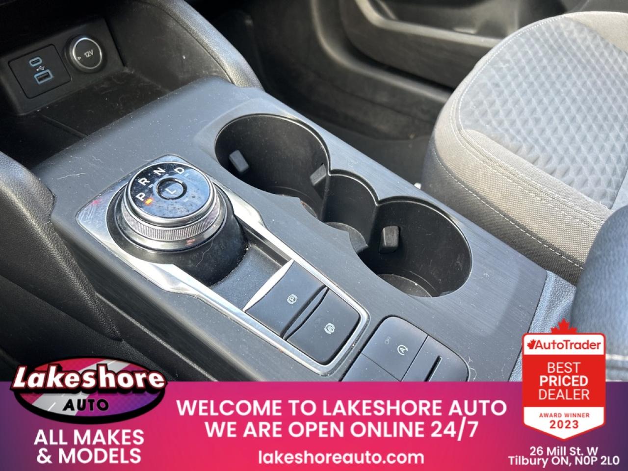 2021 Ford Escape SE Photo