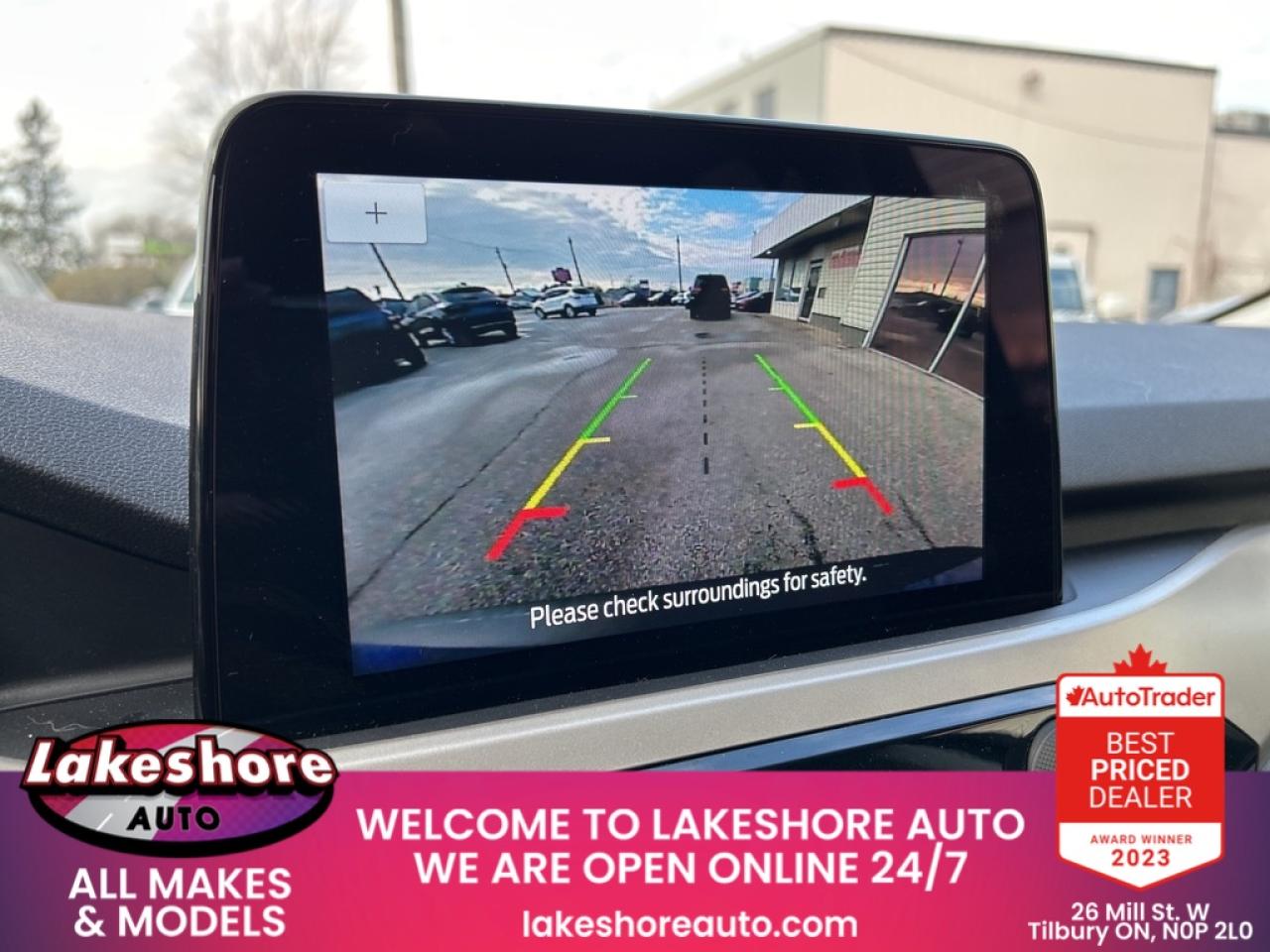 2021 Ford Escape SE Photo