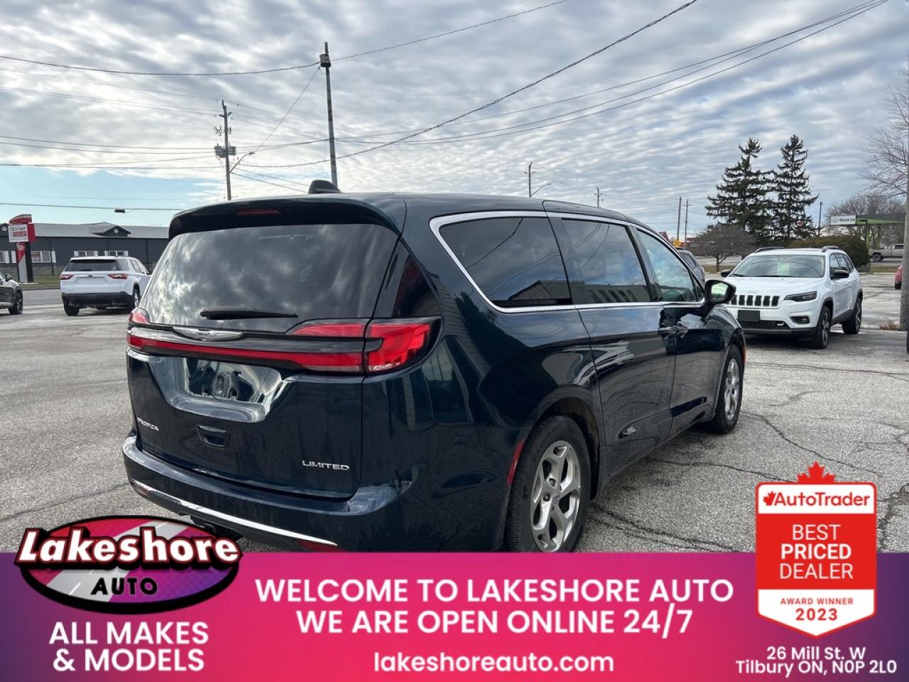 2024 Chrysler Pacifica Limited Photo