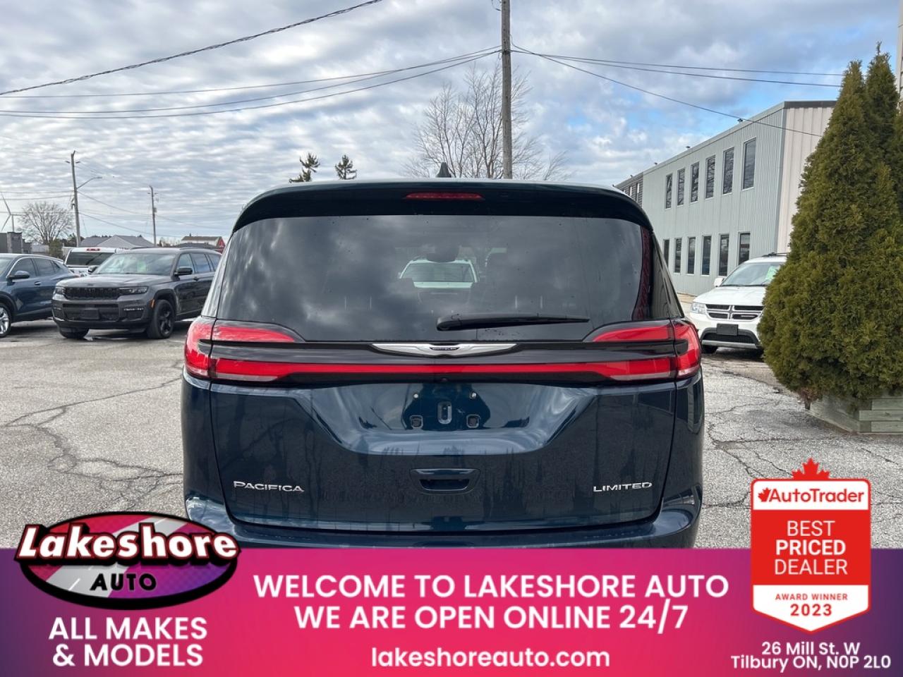 2024 Chrysler Pacifica Limited Photo