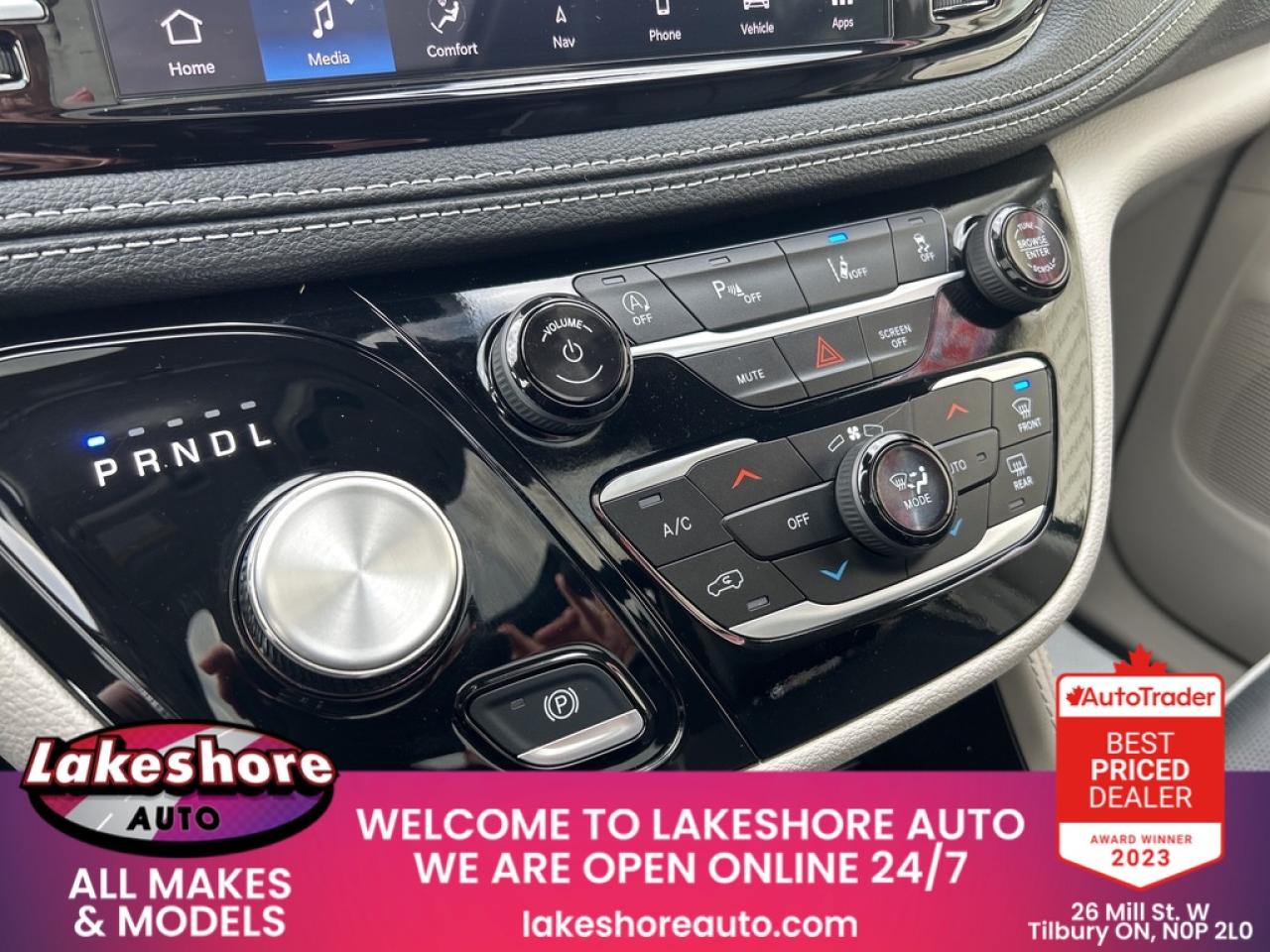 2024 Chrysler Pacifica Limited Photo