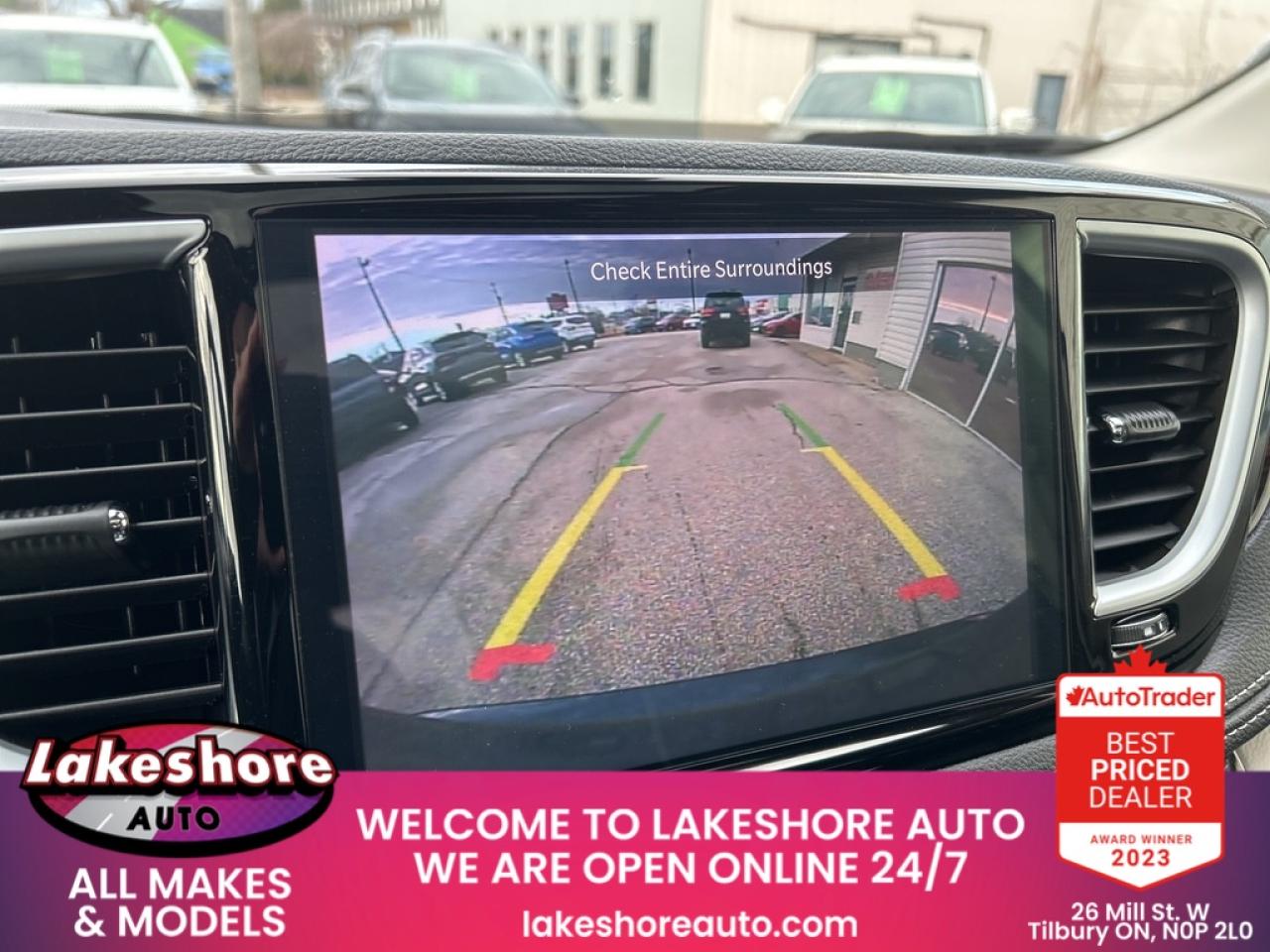 2024 Chrysler Pacifica Limited Photo