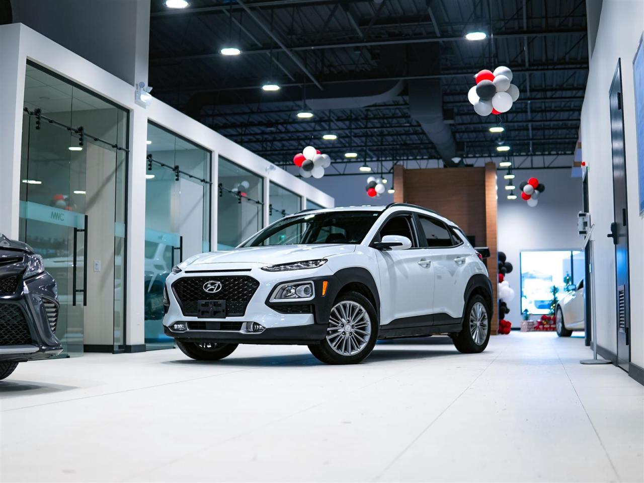 2020 Hyundai KONA LUXURY | AWD | LEATHER | SUNROOF | NO ACCIDENTS Photo0