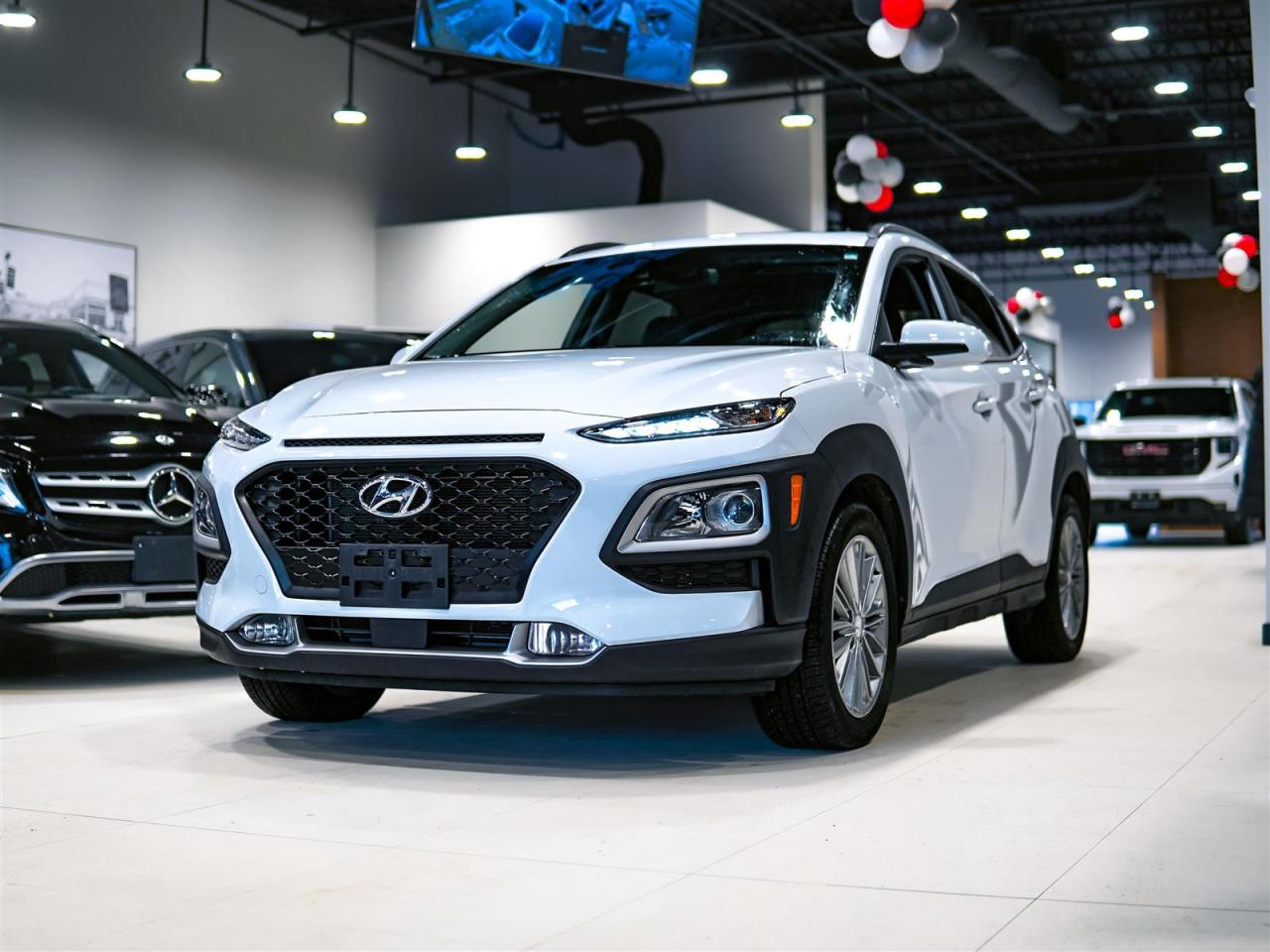 2020 Hyundai KONA LUXURY | AWD | LEATHER | SUNROOF | NO ACCIDENTS Photo