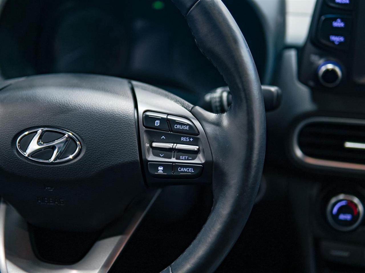 2020 Hyundai KONA LUXURY | AWD | LEATHER | SUNROOF | NO ACCIDENTS Photo